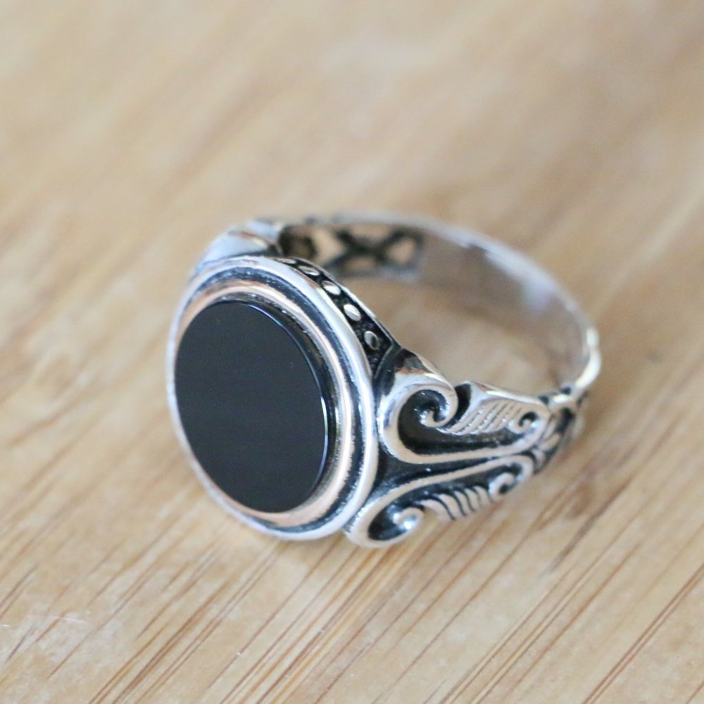 925 Sterling Silver Men's Ring with Black Onyx Stone